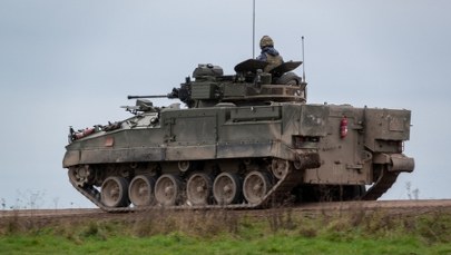 Pękające lufy i dymiące silniki. Chińskie czołgi zawodzą na polu bitwy