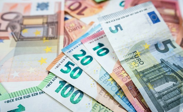 "Pełen sukces". Władze unijnego kraju pozytywnie o przyjęciu euro