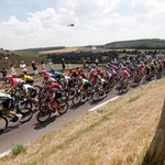 Peleton Tour de France wjeżdża w Alpy. Kolarski bidon może być Twój!