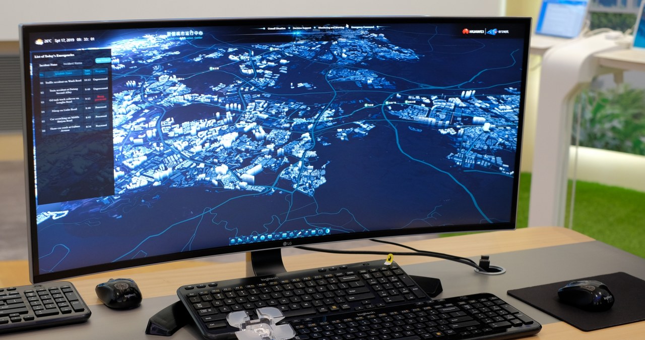 Pełna infrastruktura miejska na ekranie monitora /INTERIA.PL