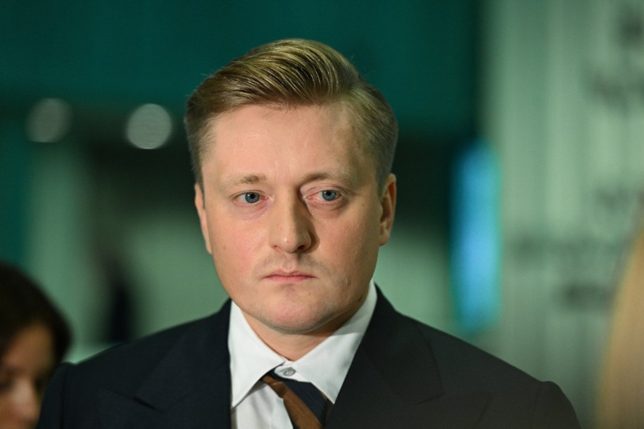 Pełnomocnik Zbigniewa Ziobro mec. Bartosz Lewandowski /Radosław Pietruszka /PAP