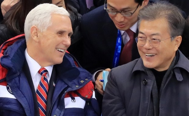 Pence: USA będzie negocjować z Koreą Północną