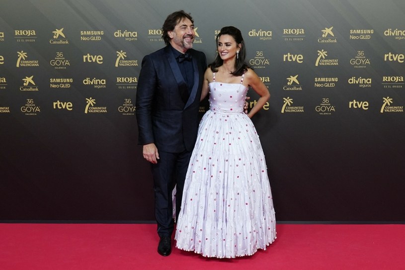 Penélope Cruz i jej mąż, Javier Bardem podczas rozdania nagród Goya /Andrews Archie/ABACA /East News