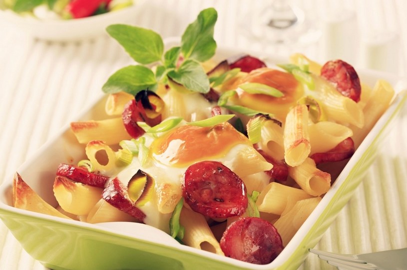 Penne z kabanosem /materiały prasowe