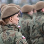 Pensje w wojsku rosną. Ile zarabia szeregowy, a ile generał?