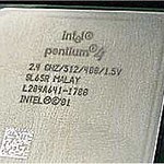 Pentium 2,4 GHz w sklepach