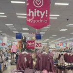 spodnie Pepco ma nową kolekcję dla dzieci i dorosłych. Ciepłe bluzy od 25 zł, spodnie od 20 zł