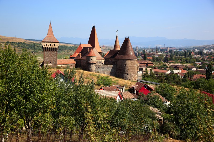 Perełka średniowiecznej architektury była ufortyfikowaną królewską rezydencją /Bildagentur-online/Universal Images Group /Getty Images