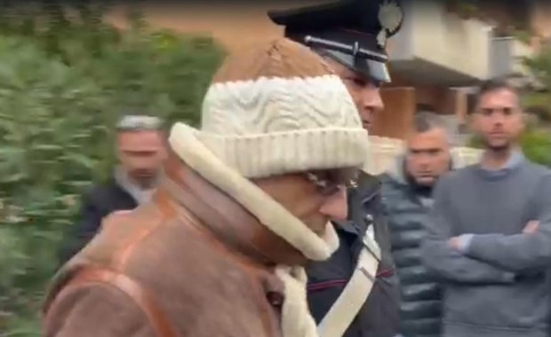 Perfumy i designerskie markowe ubrania w kryjówce "bossa wszystkich bossów"