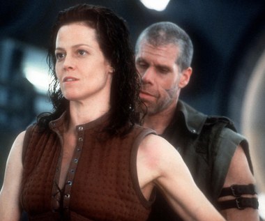 Perlman także w dalszej karierze prowadził współpracę z twórcami kina francuskiego – zagrał w wyreżyserowanym przez Jeana-Pierre’a Jeuneta i Marca Caro obrazie "Miasto zaginionych dzieci", a także, wraz z Sigourney Weaver i Winoną Ryder, pojawił się w obsadzie filmu Jeuneta "Obcy: Przebudzenie".
