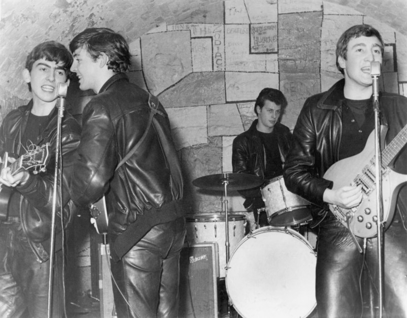 Pete Best podczas koncertu z The Beatles w 1961 roku /Michael Ochs Archives /Getty Images