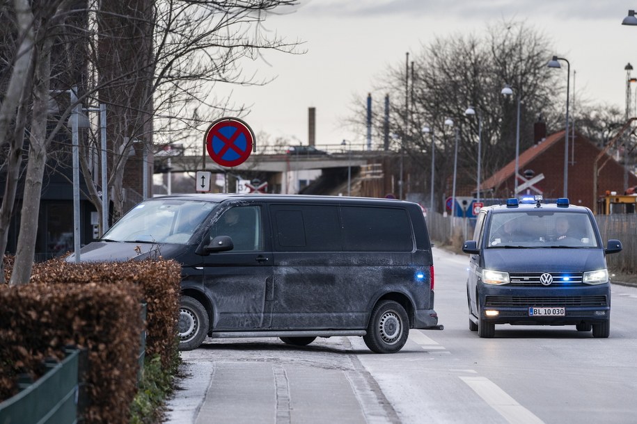 Peter Madsen przewożony do sądu /MARTIN SYLVEST /PAP/EPA