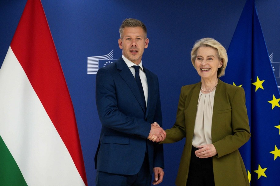 Peter Magyar i szefowa KE Ursula von der Leyen /JOHN THYS/AFP/East News /East News