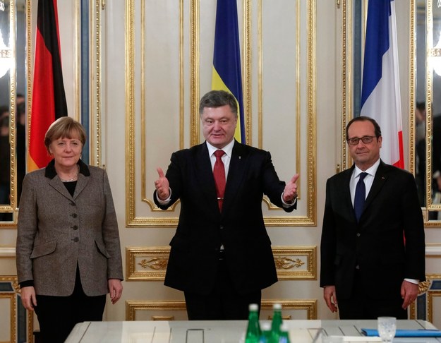 Petro Poroszenko, Angela Merkel i Francois Hollande /ROMAN PILIPEY /PAP/EPA