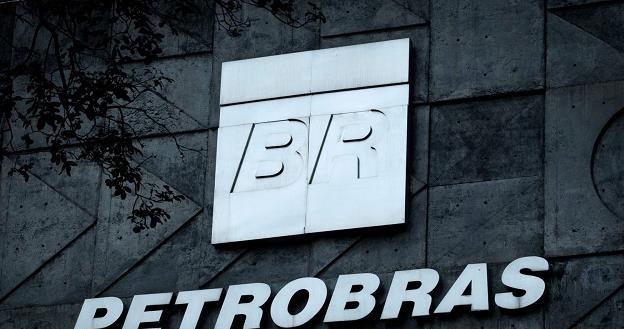 Petrobras sprzedaje Kanadzie swe gazociągi za prawie 5,2 mld dolarów /fot. YASUYOSHI CHIBA /AFP