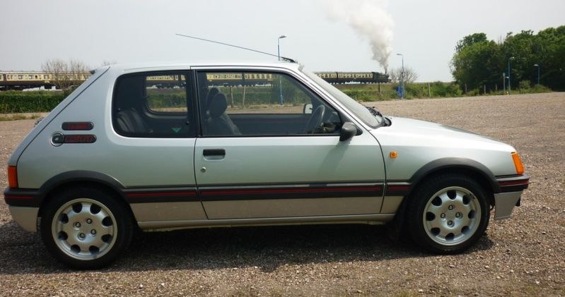 Peugeot 205 GTI /Informacja prasowa