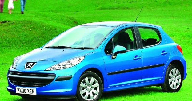 Peugeot 207 1.6 VTi: w silnikach pojawiały się problemy z napinaczem. /Motor