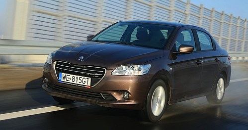 PEUGEOT 301 to bliźniak C-Elysee. Kosztuje co najmniej 41 900 zł. /Motor