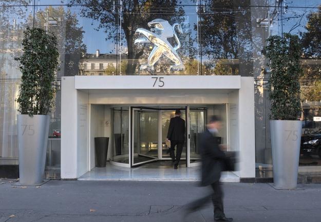 Peugeot-Citroen planuje w przyszłym roku zwolnić we Francji pięć tysięcy pracowników /AFP