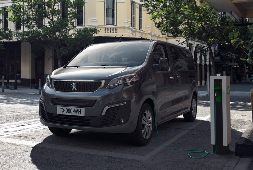 Peugeot e-Traveller /Informacja prasowa