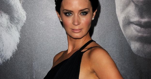 Pewna siebie? - Często grywam kobiety, które dobrze radzą sobie w pracy - twierdzi Emily Blunt . /Getty Images/Flash Press Media