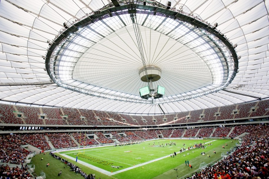 PGE Narodowy z zamkniętym dachem. /	Leszek Szymański   /PAP