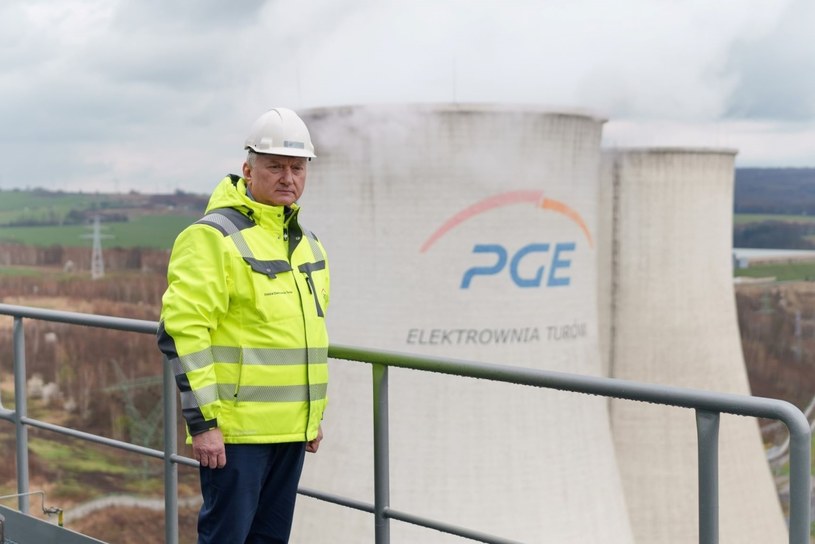 PGE Polska Grupa Energetyczna - Dariusz Marzec, prezes PGE, z wizytą w Kompleksie Turów /materiały promocyjne