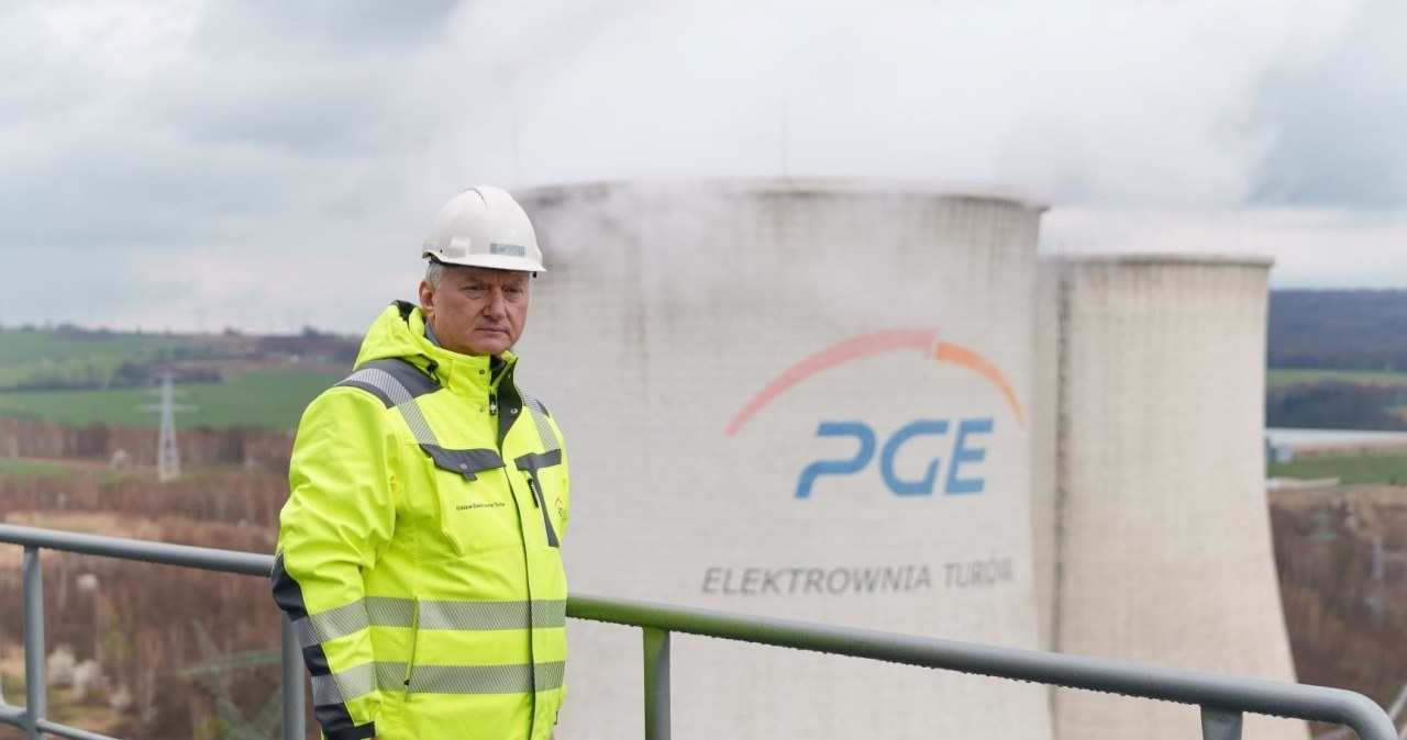 PGE Polska Grupa Energetyczna - Dariusz Marzec, prezes PGE, z wizytą w Kompleksie Turów /sponsorowane