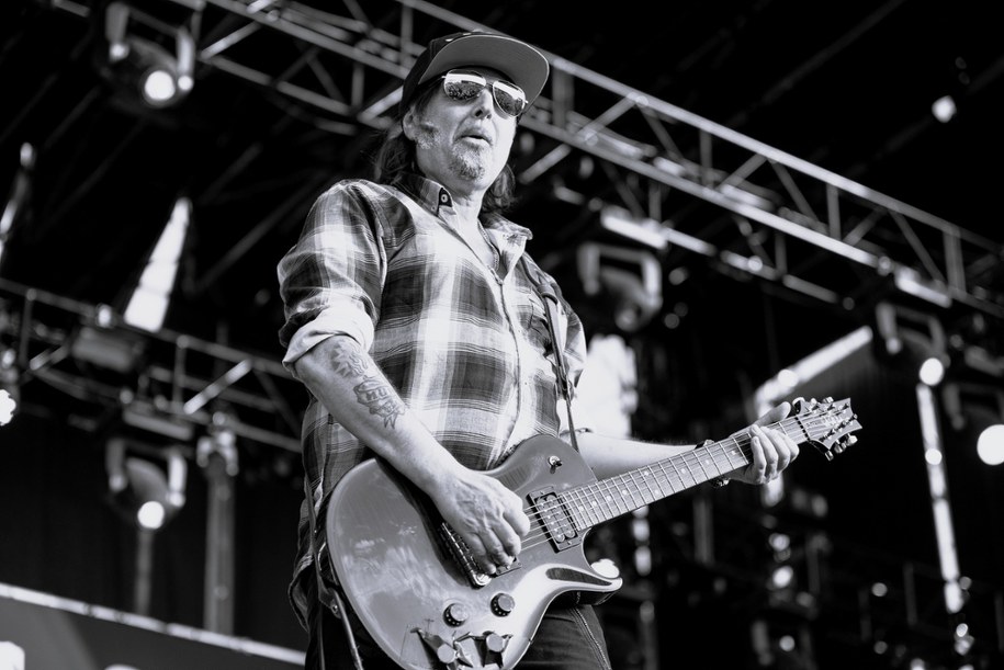 Phil Campbell /Shutterstock