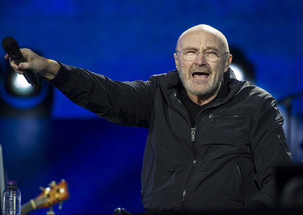 Phil Collins podczas koncertu w Londynie, 2017 /Zoran Veselinovic /PAP/Photoshot