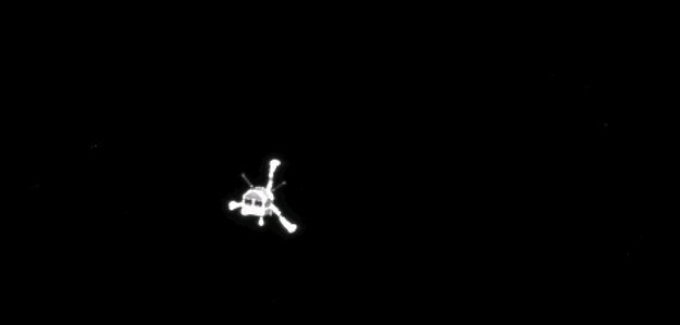 Philae po rozstaniu z Rosettą /ESA/Rosetta/MPS for OSIRIS Team MPS/UPD/LAM/IAA/SSO/INTA/UPM/DASP/IDA /materiały prasowe