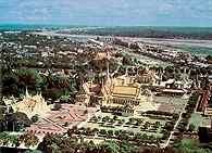 Phnom Penh, pałac królewski /Encyklopedia Internautica