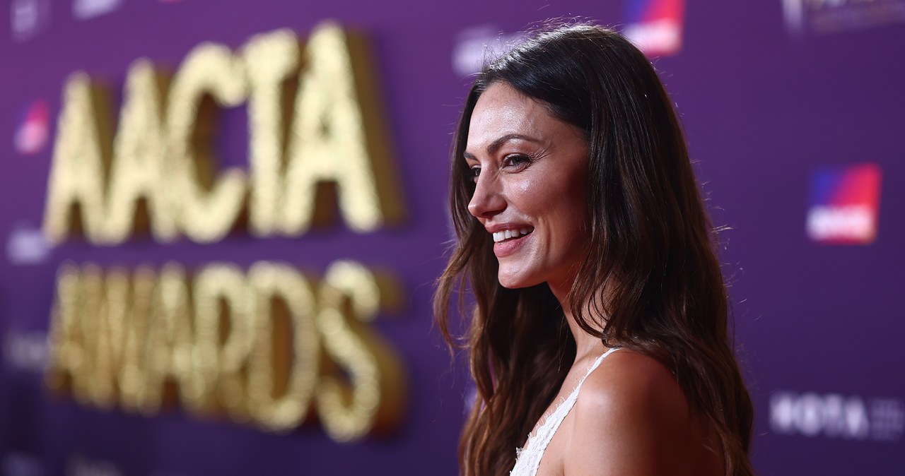 Phoebe Tonkin /Chris Hyde /Getty Images