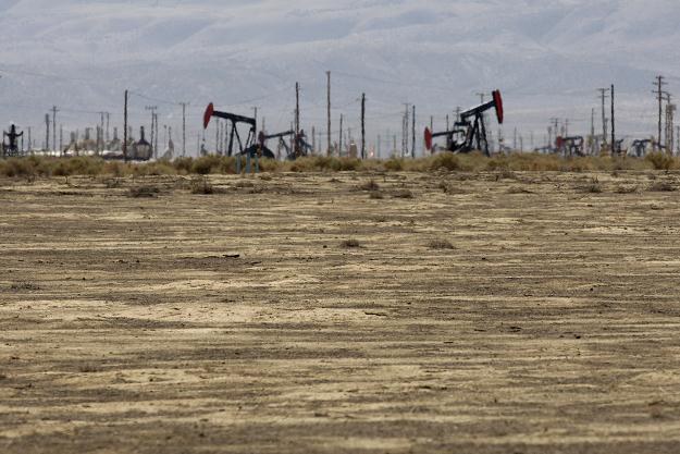 Piasek kwarcowy jest niezbędnym w szczelinowaniu hydraulicznym (frackingu) fot. Kalifornia USA /AFP