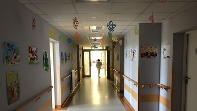 Piąta fala koronawirusa uderza w dzieci. W Olsztynie oddział przepełniony