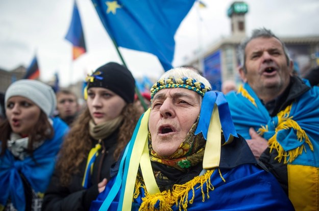 Piątek jest dziewiątym dniem demonstracji na Majdanie /ALEXEY FURMAN /PAP/EPA