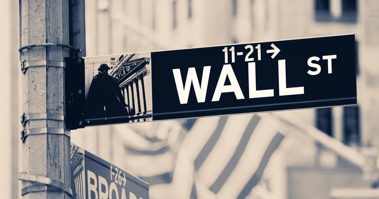 Piątkowa sesja na Wall Street zakończyła się bardzo mocnymi spadkami /123RF/PICSEL
