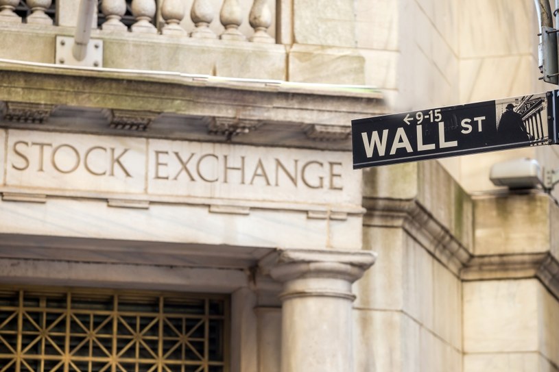 Piątkowa sesja na Wall Street zakończyła się mocnymi spadkami głównych indeksów /123RF/PICSEL