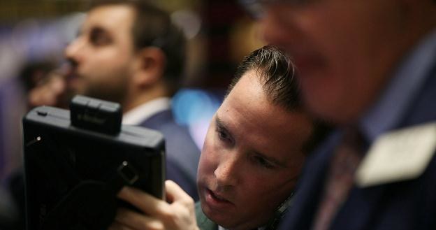 Piątkowa sesja na Wall Street zakończyła się najgłębszymi spadkami na DJI od początku roku /AFP