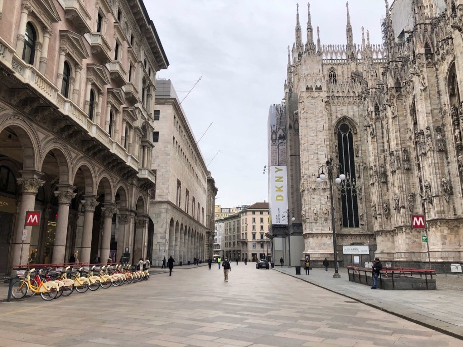 Piazza del Duomo w Mediolanie /GIULIA COSTETTI /PAP/EPA