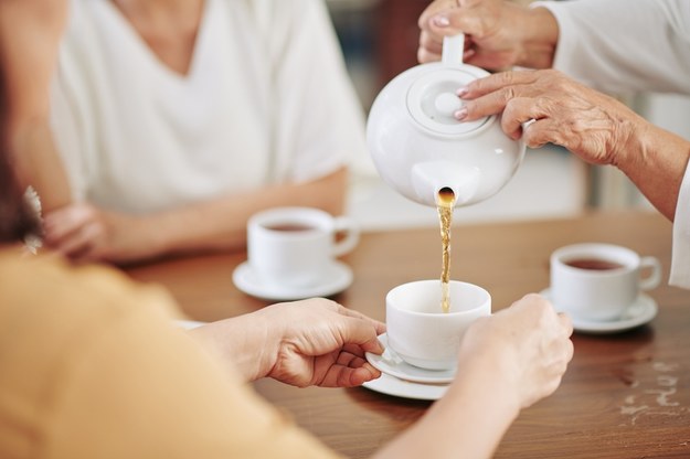 Picie herbaty zmniejsza ryzyko depresji u seniorów