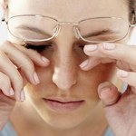 Pięć domowych sposobów na zmęczone oczy