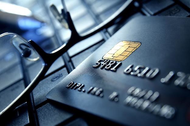 Pięć najczęstszych mitów o kartach kredytowych... /&copy;123RF/PICSEL