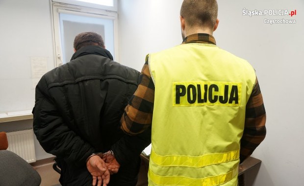 Pięć napadów na kobiety w Częstochowie. Jeden napastnik w areszcie, policja szuka kolejnych