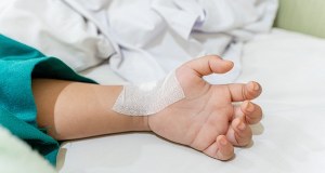 Pięciolatka poparzona w przedszkolu. Trafiła do szpitala