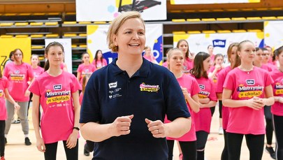 Pięćset uczennic na niezwykłej lekcji WF u Otylii Jędrzejczak 