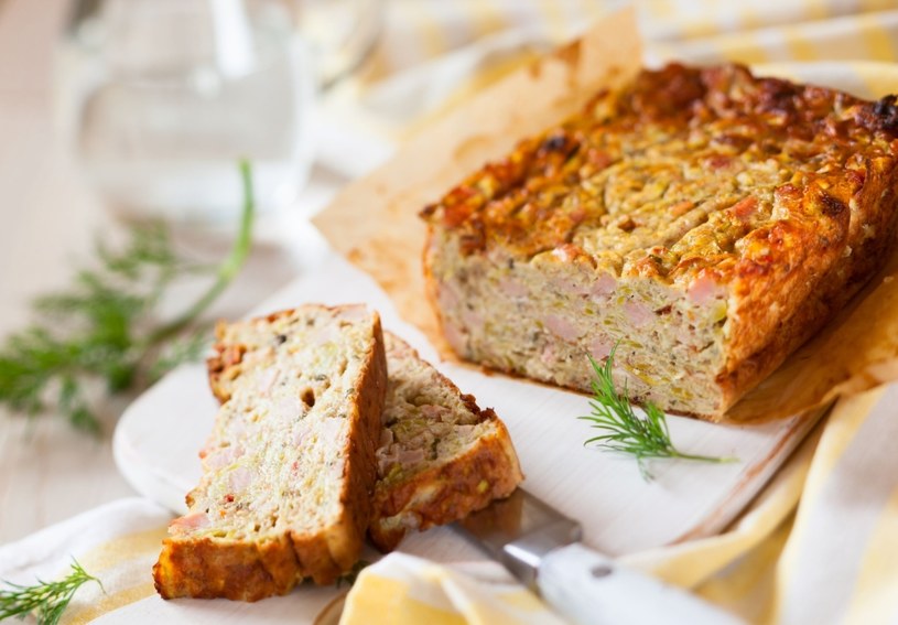 Pieczeń drobiowa z cukinią /123RF/PICSEL