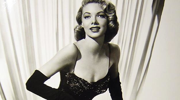Piękna Barbara Lawrence (24.02.1928 - 13.11.2013) u szczytu sławy /materiały prasowe