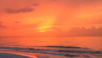 Piękna plaża, złoty piasek i turkusowa woda. Tak wygląda Varadero na Kubie