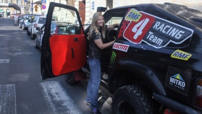 Piękne kobiety za kierownicą, czyli III Rajd Polski Kobiet